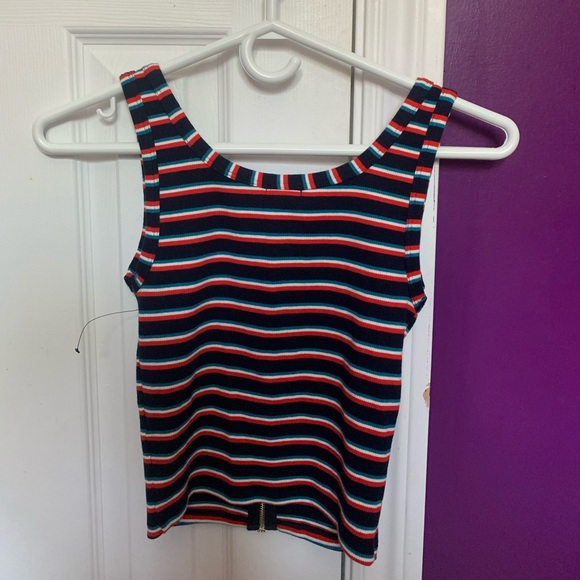 Cute top never wear✌🏼 - Picture 2 of 4